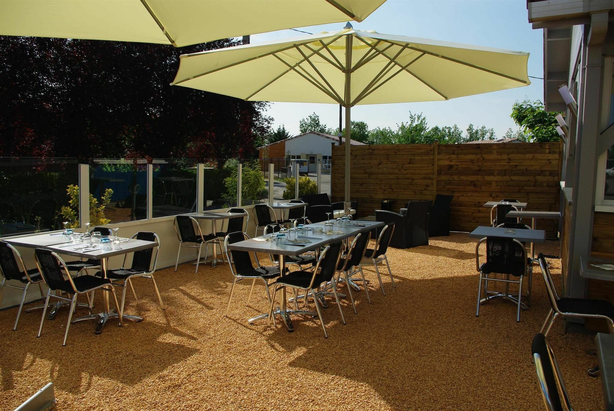 Hotel Kyriad Montauban Restaurang bild
